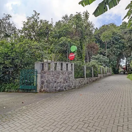 Hotel Collection O 90461 Graha Atmadja Syariah Bandung