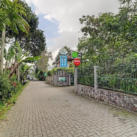 Hotel Collection O 90461 Graha Atmadja Syariah 3*