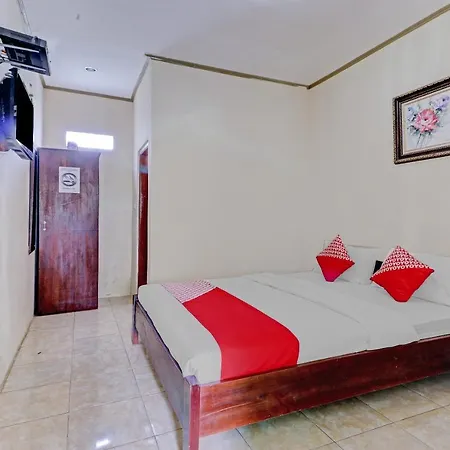 Collection O 90461 Graha Atmadja Syariah Hotel 3*